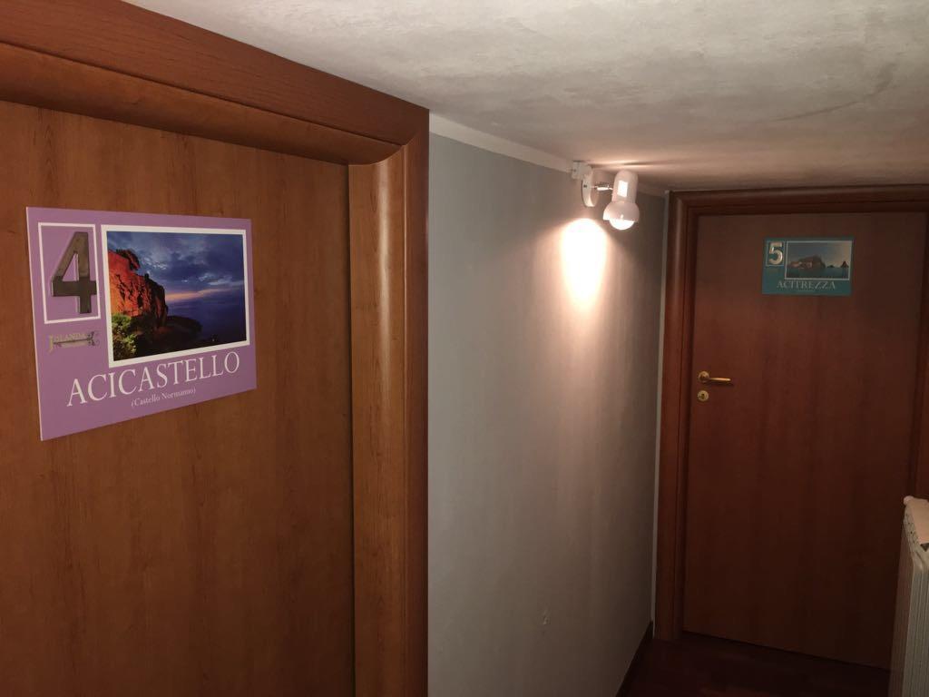 Locami Holiday&Rooms Jolanda Suite Катания Экстерьер фото